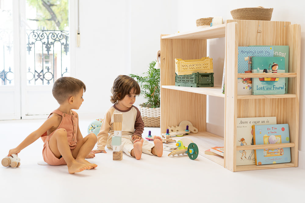 Estantería / librería montessori