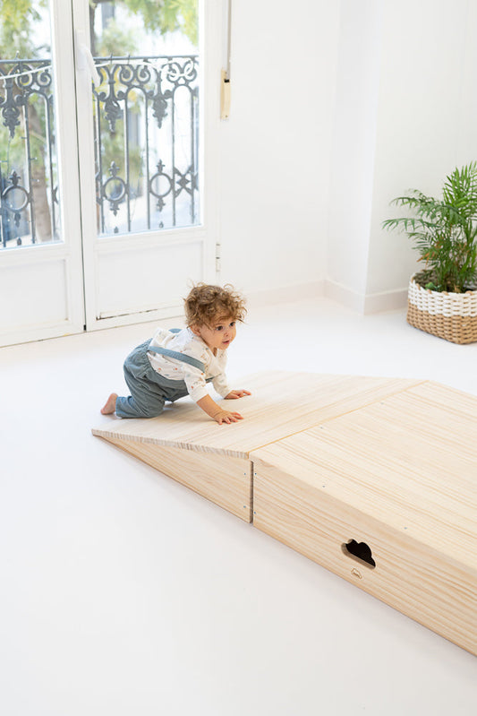 Crawling Pack · Drawer + Ramps Pikler inspiration